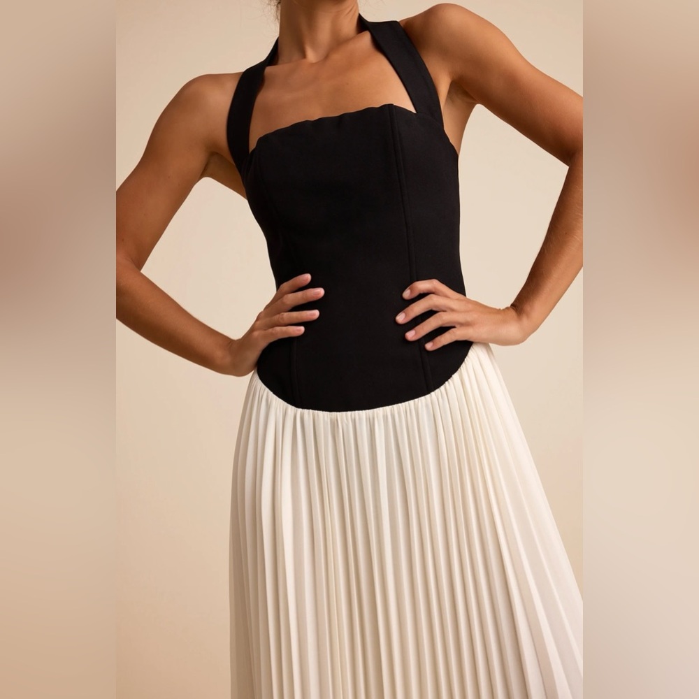 Lulus Suri Mixed Media Halter Maxi Dress XL NWT - Picture 6 of 7